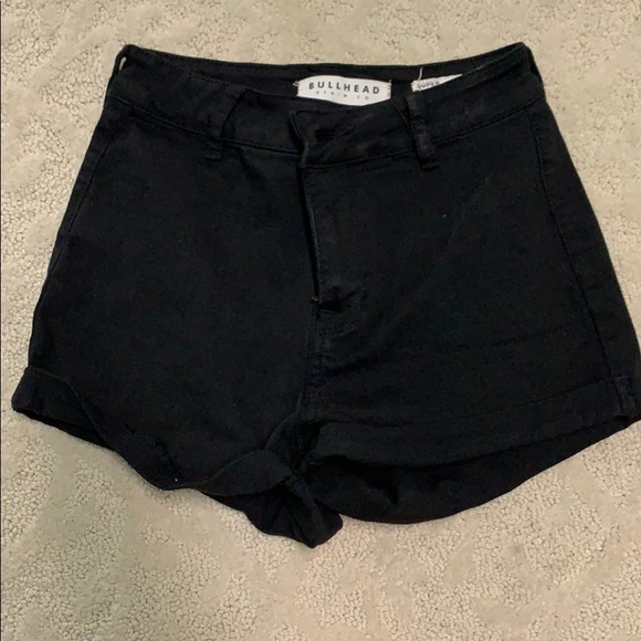 Bullhead Jean shorts - Picture 3 of 3